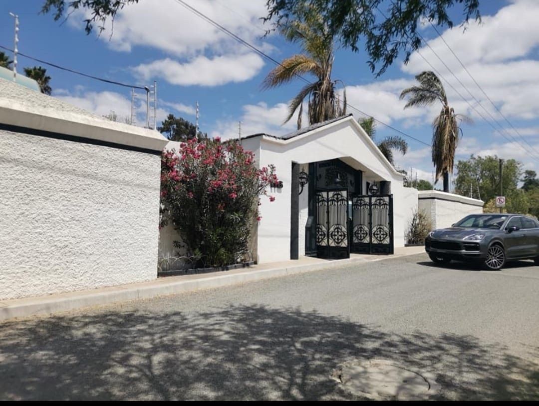 Casa en venta y renta en Centro Familiar Soledad — foto 1