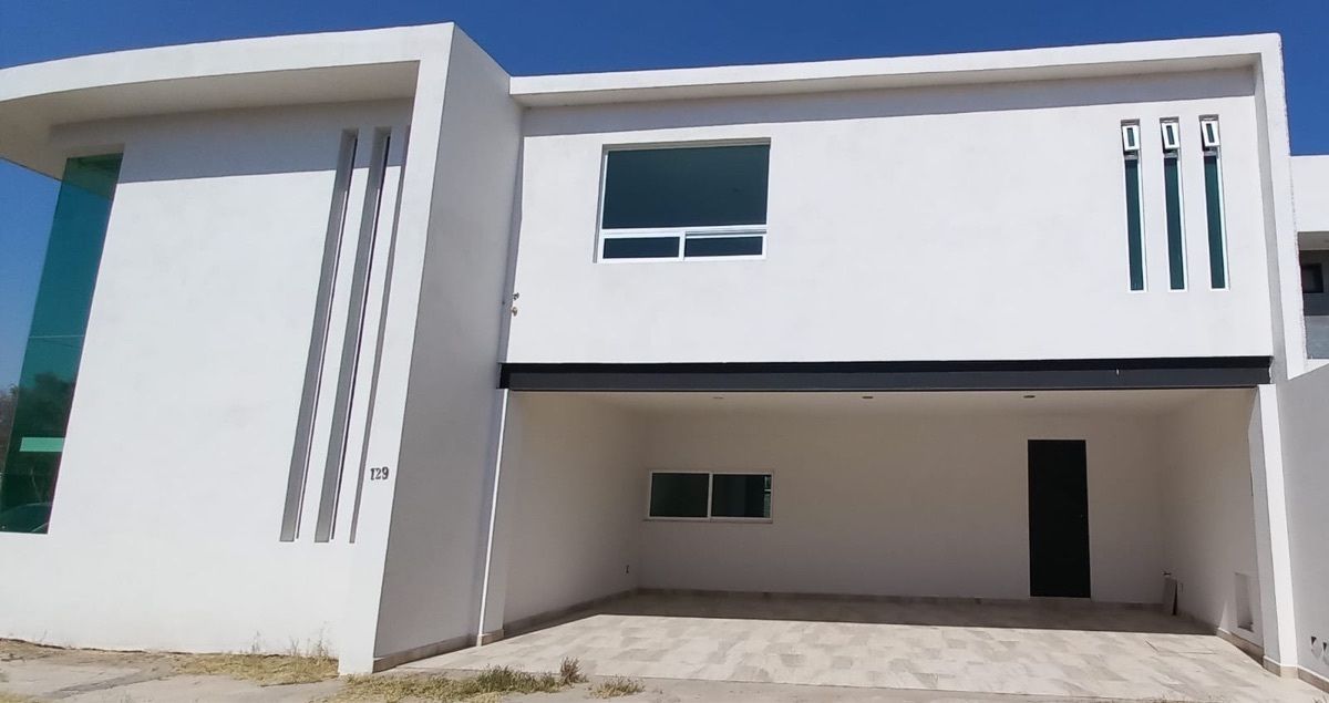 Casa en venta en Santa Lucia — foto 1