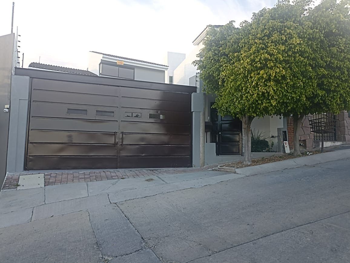 Casa en venta en Bosques del Refugio — foto 1