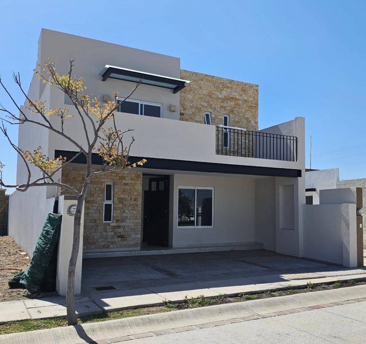 Casa en venta en El Mayorazgo Residencial — foto 1