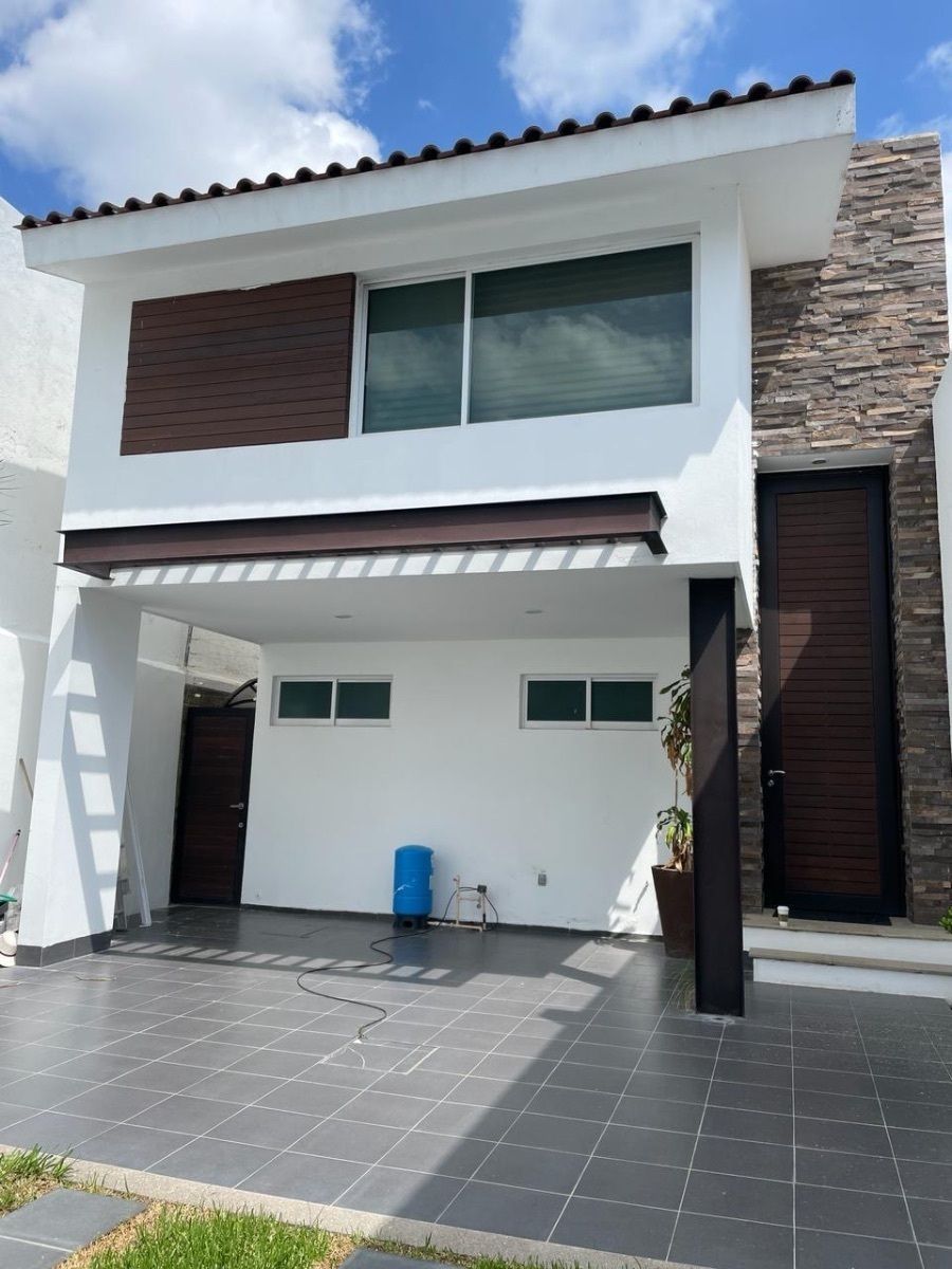 Casa en venta en El Mayorazgo Residencial — foto 1