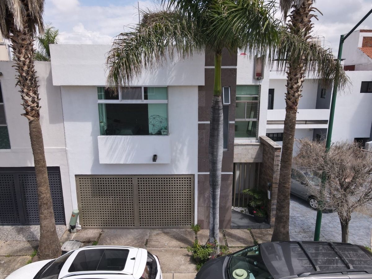 Casa en venta en Hacienda San Ángel — foto 1