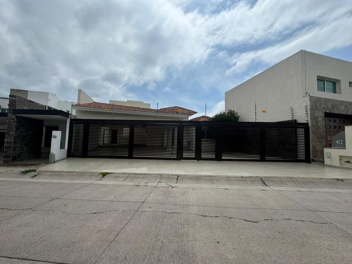 Casa en venta en Lomas de Gran Jardín — foto 1