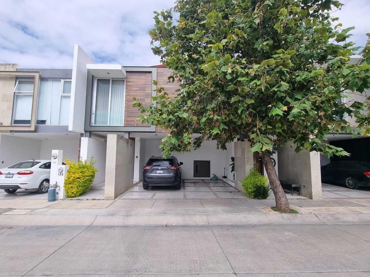 Casa en venta en Sierra Nogal — foto 1