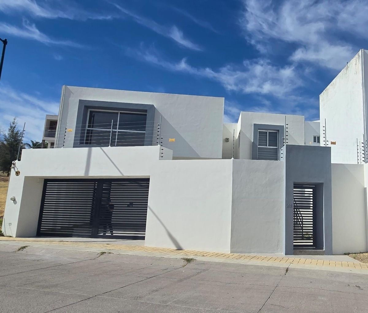 Casa en venta en Lomas de Gran Jardín — foto 1
