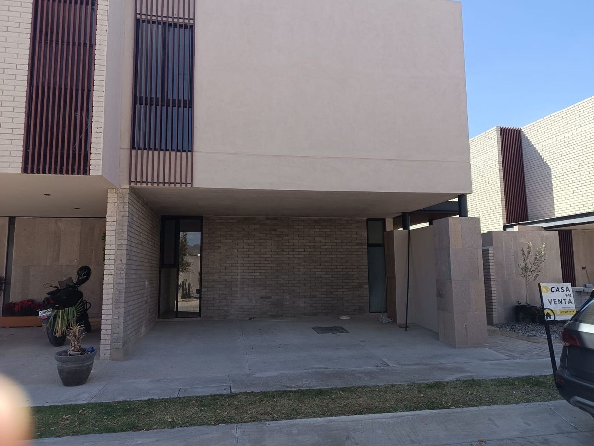 Casa en venta en Misión Santa Fe — foto 1