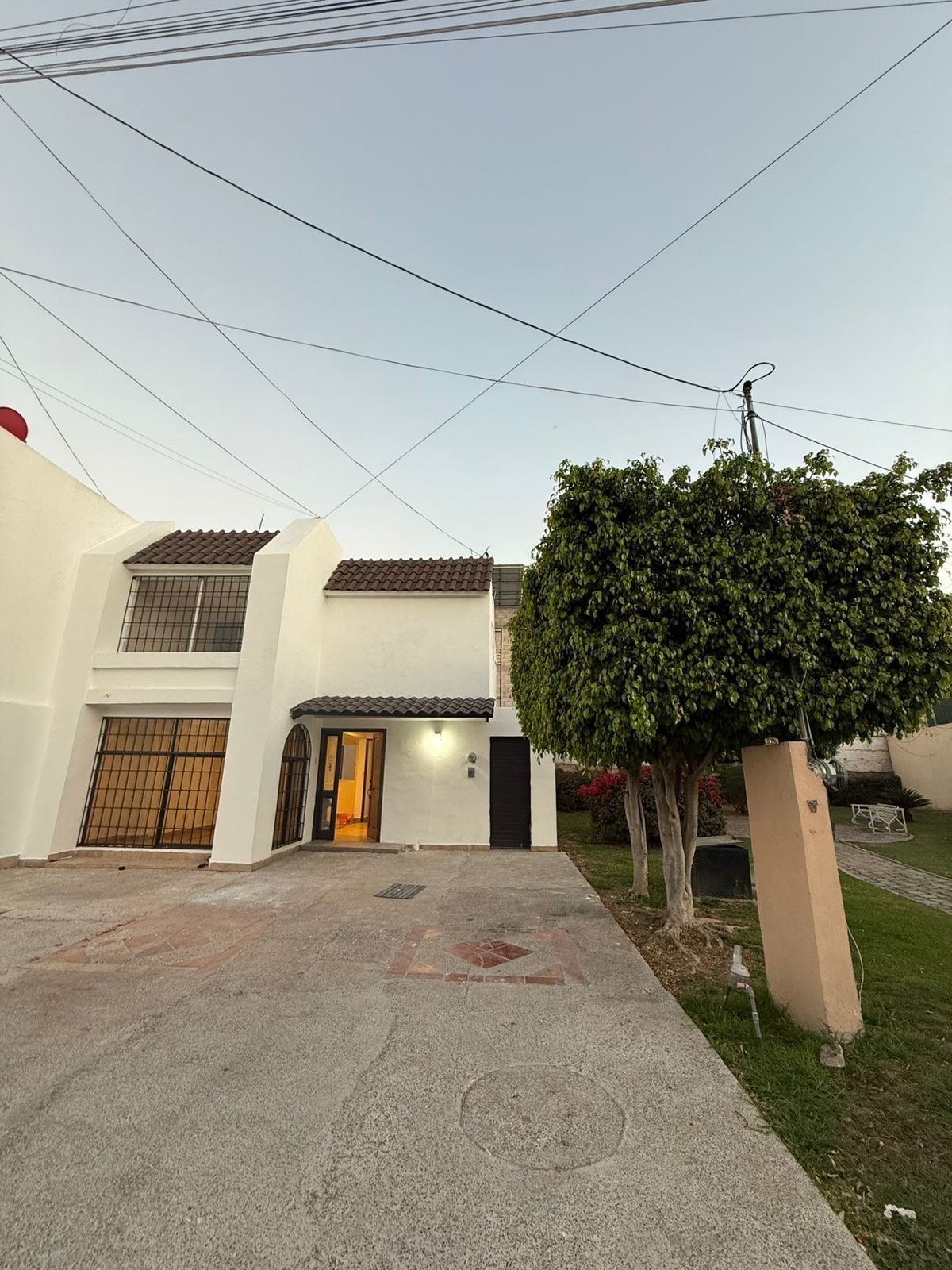Casa en renta en Residencial del Moral I — foto 1