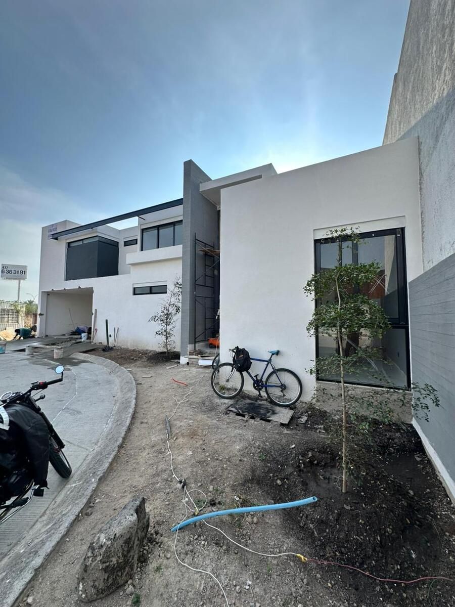 Casa en venta en Jardines del Campestre — foto 1
