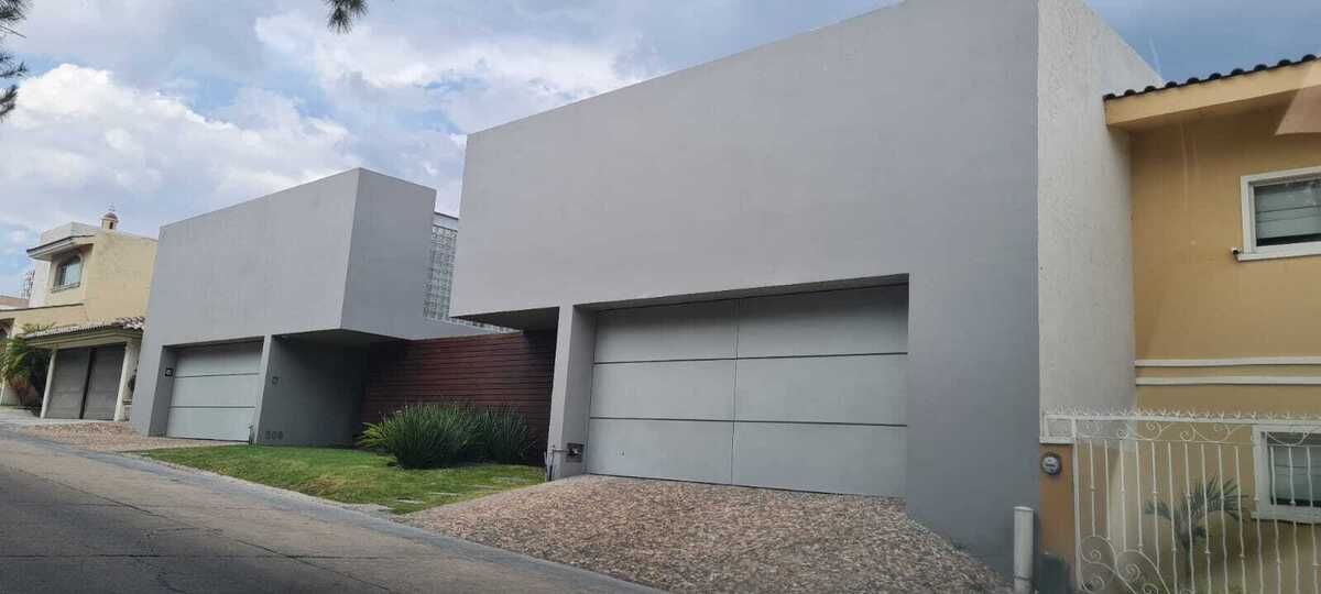 Casa en venta en Jardines del Campestre — foto 1