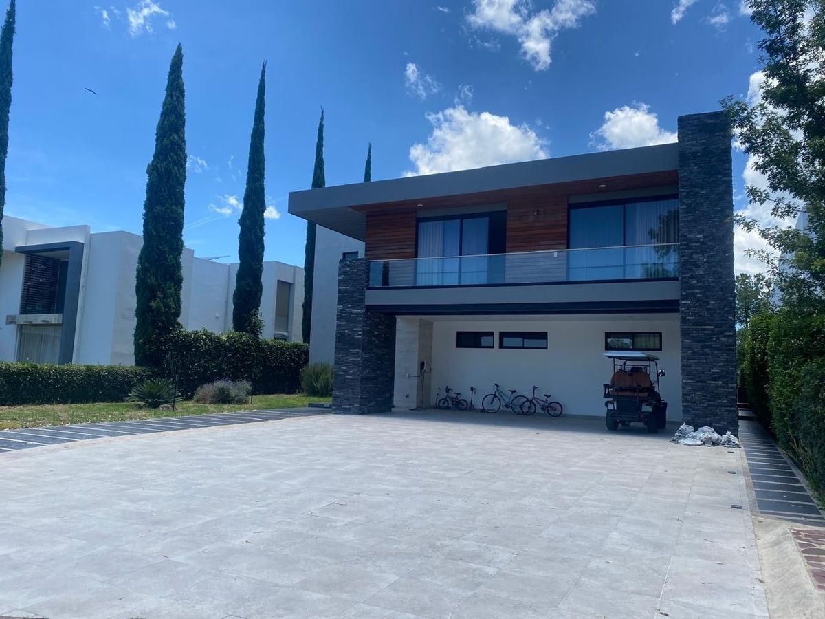 Casa en renta en Country Club Gran Jardín — foto 1
