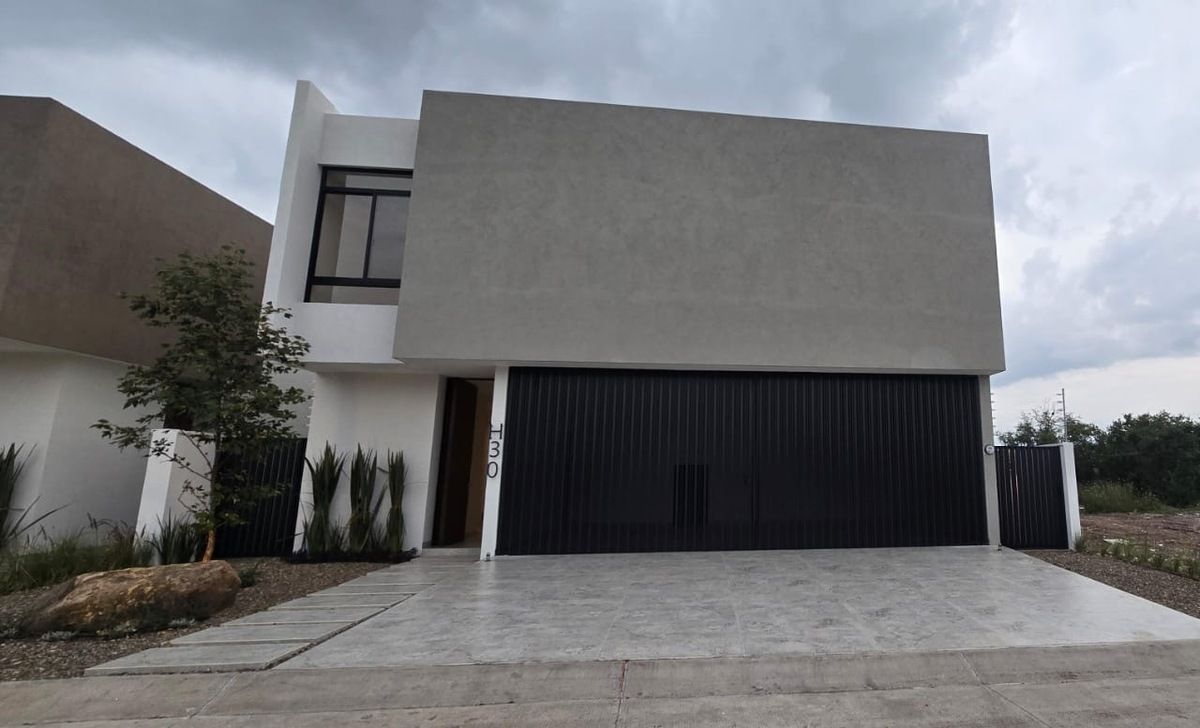 Casa en renta en El Molino Residencial y Golf — foto 1