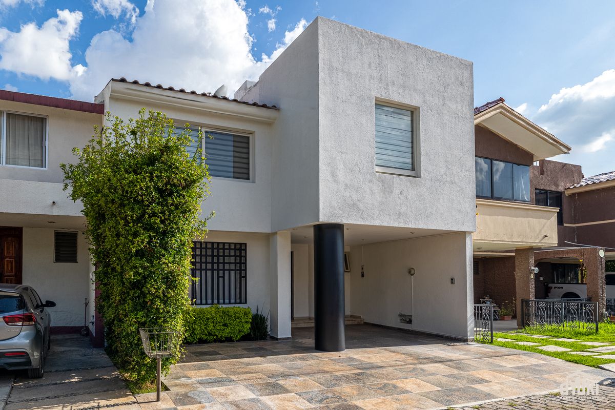 Casa en venta en Residencial del Moral I — foto 1