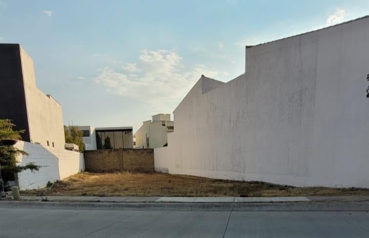 Terreno en venta en El Mayorazgo Residencial — foto 1