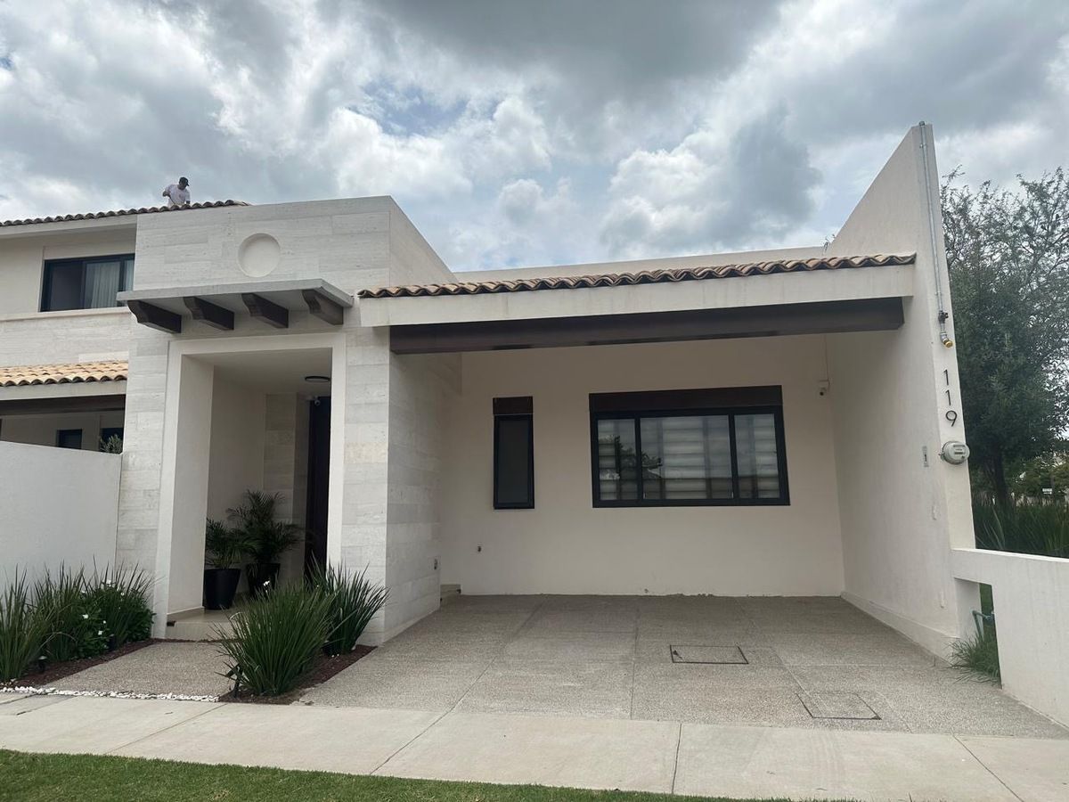Casa en venta en El Mayorazgo Residencial — foto 1
