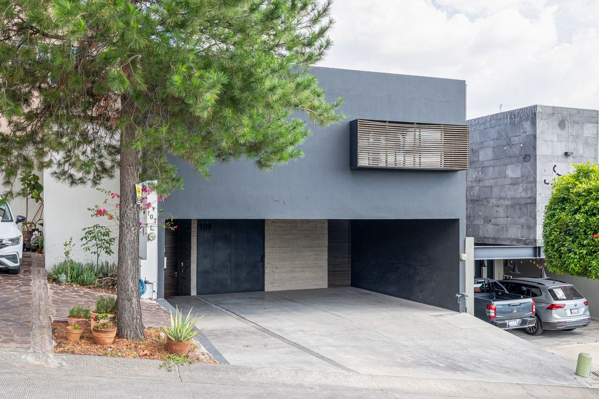 Casa en venta en Barranca del Refugio — foto 1