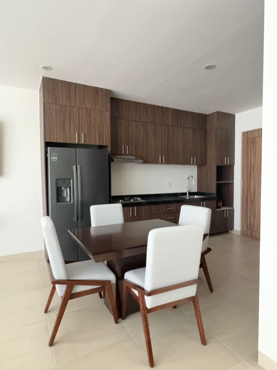 Departamento en renta en Jardines del Moral — foto 1