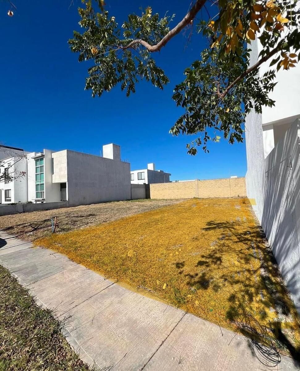 Terreno en venta en El Mayorazgo Residencial — foto 1