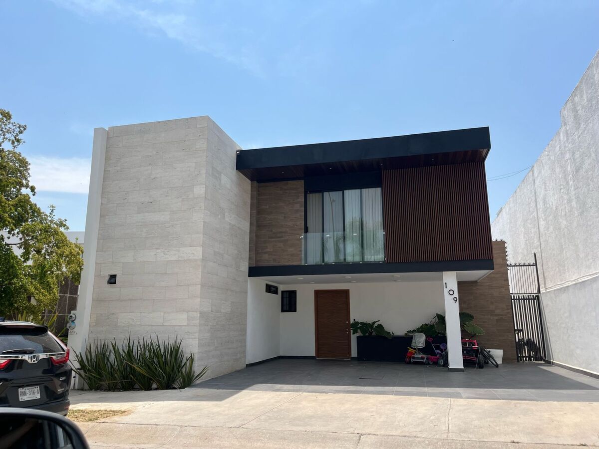 Casa en venta en Porta Fontana — foto 1