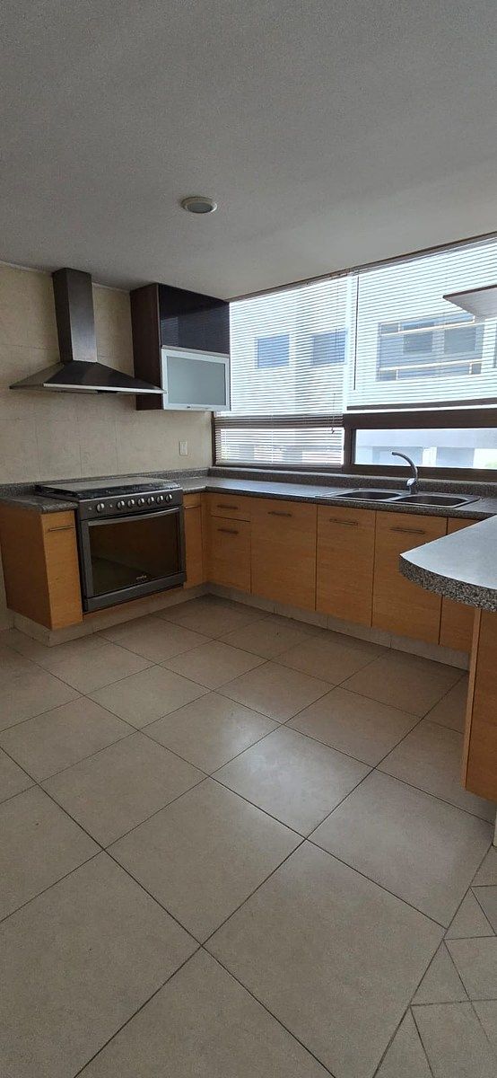 Departamento en renta en Bosques del Refugio — foto 1