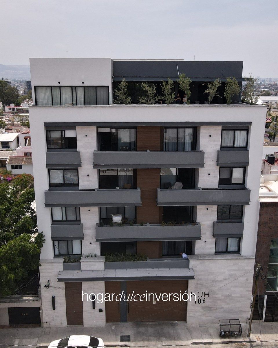 Departamento en venta en Jardines del Moral — foto 1