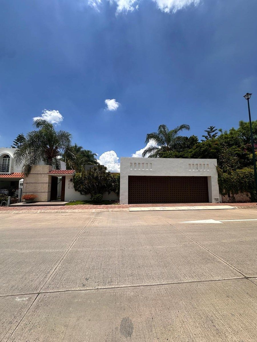 Casa en venta en Hacienda Santa Fe — foto 1