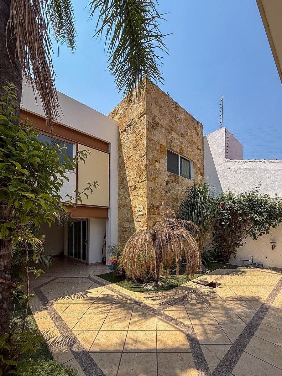 Casa en venta en Jardines del Campestre — foto 1