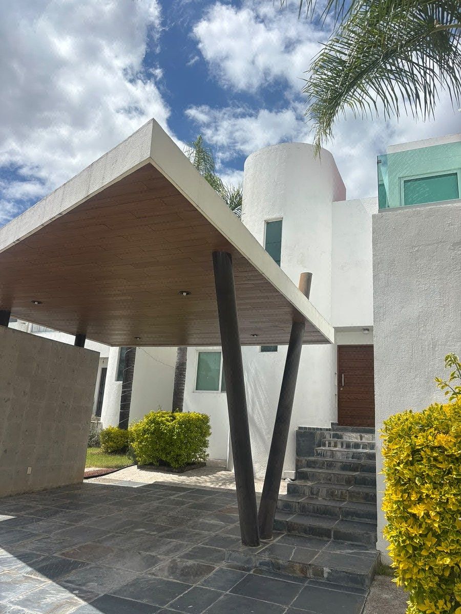 Casa en renta en Lomas de Gran Jardín — foto 1